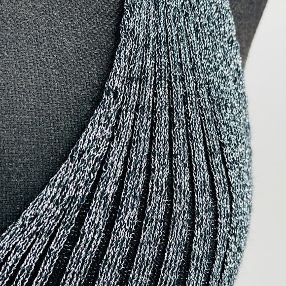 Forever 21 Silver Black Stretch Knit Tank Top M - Picture 4 of 11